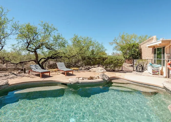 Hacienda Riad: Free Pool Heat, Hot Tub, Views Holiday home *
