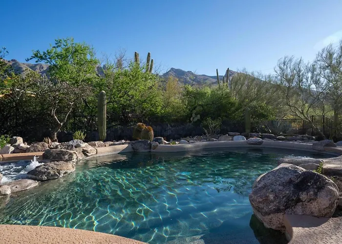 Hacienda Riad: Free Pool Heat, Hot Tub, Views Holiday home