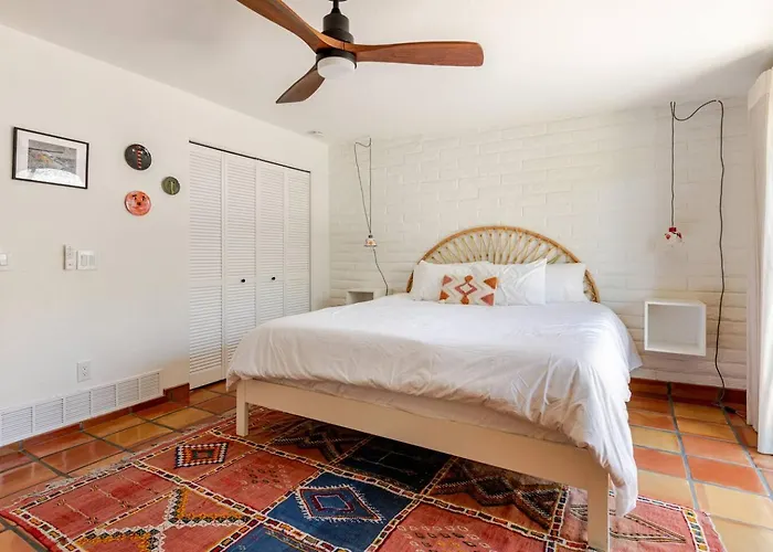 Hacienda Riad: Free Pool Heat, Hot Tub, Views *